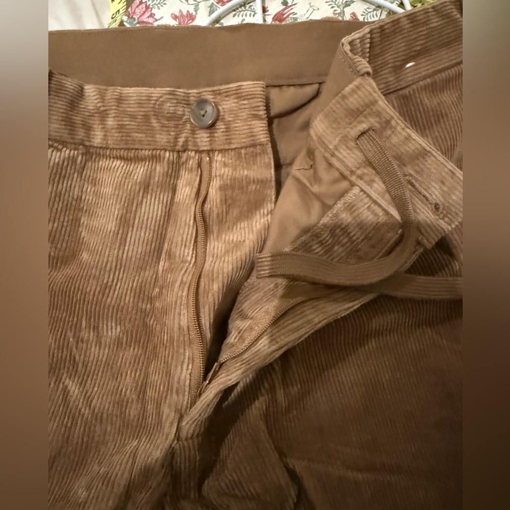 Uniqlo ankle length corduroy pants